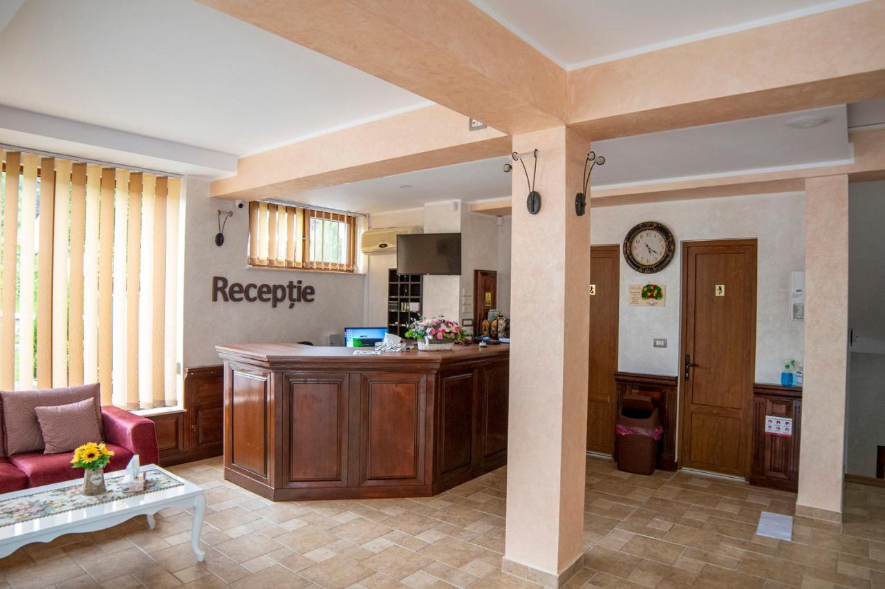 Pensiunea Andias Sucevita Extérieur photo
