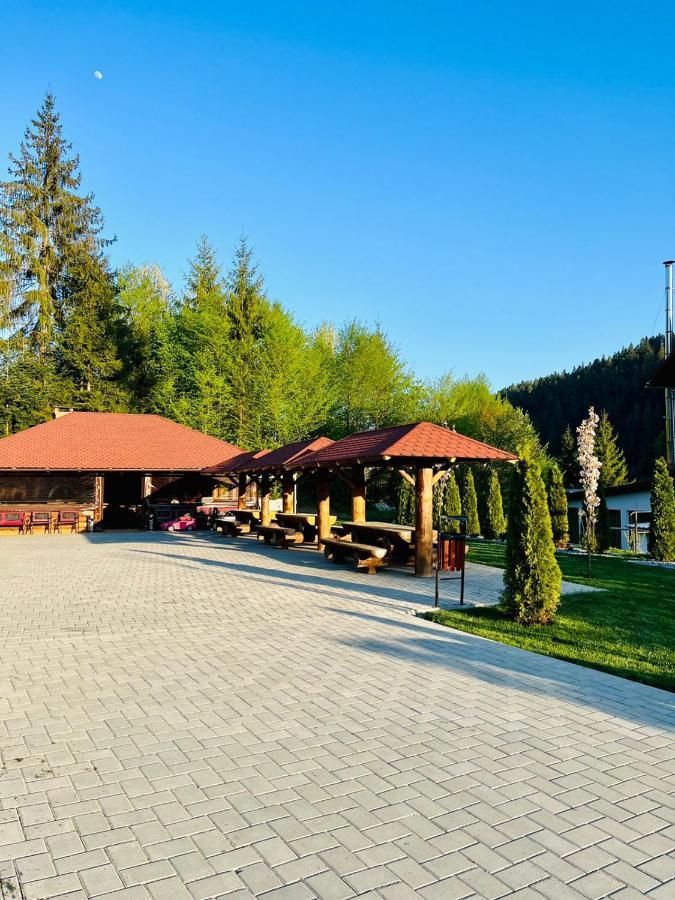 Pensiunea Andias Sucevita Extérieur photo