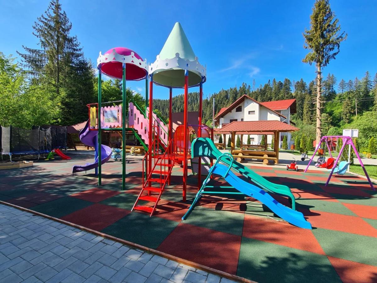 Pensiunea Andias Sucevita Extérieur photo