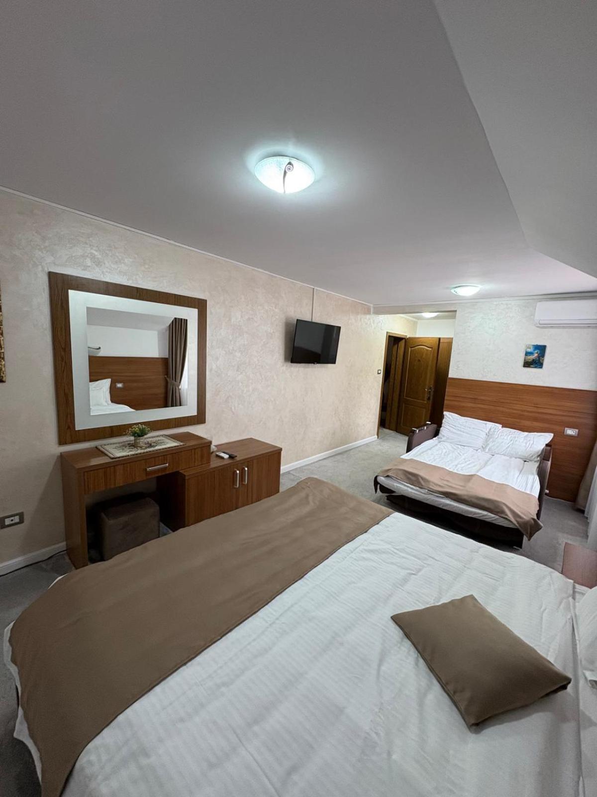 Pensiunea Andias Sucevita Extérieur photo